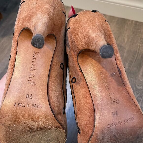 Kenneth Cole suede vintage made in Italy heels size 7B - Picture 5 of 6